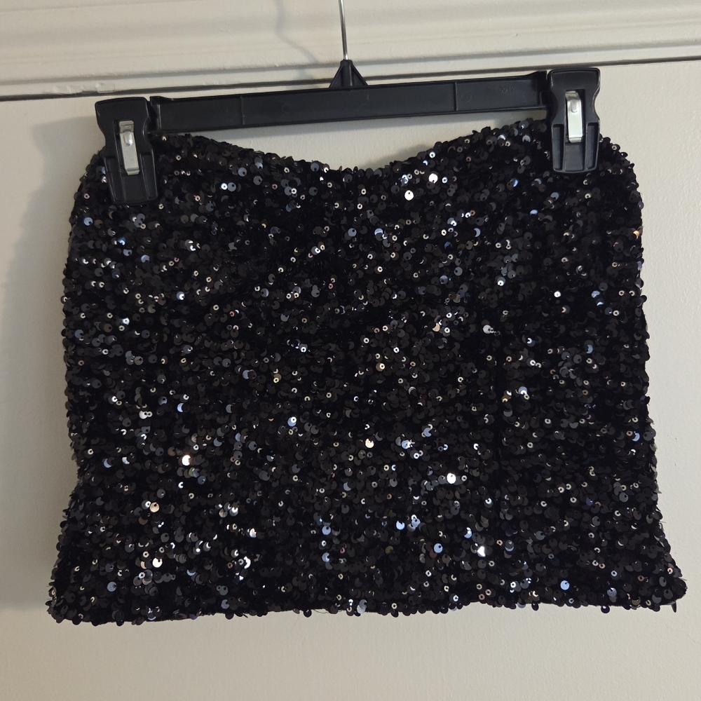 Zara Black Sequin Bandeau Crop Top
